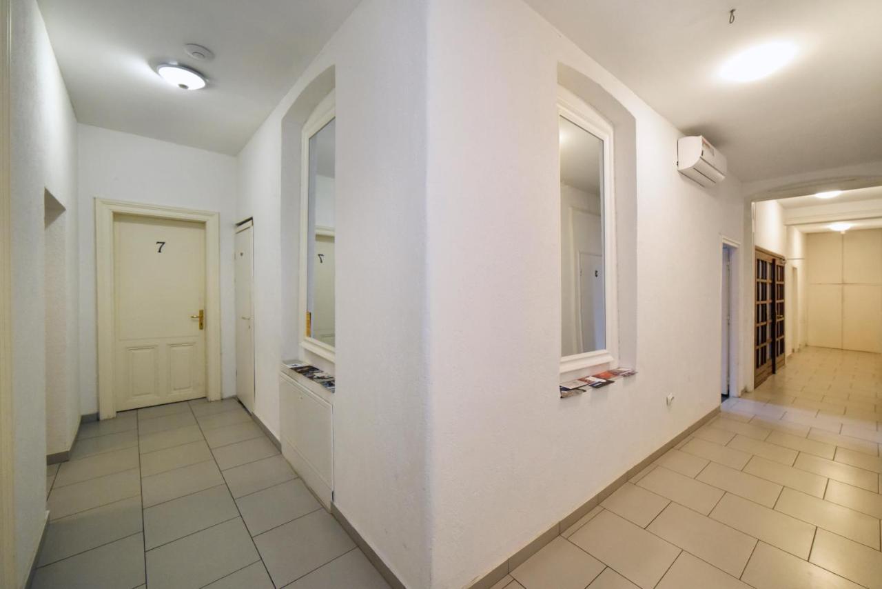 Virtus Apartments And Rooms With Free Private Parking Zagreb Eksteriør billede